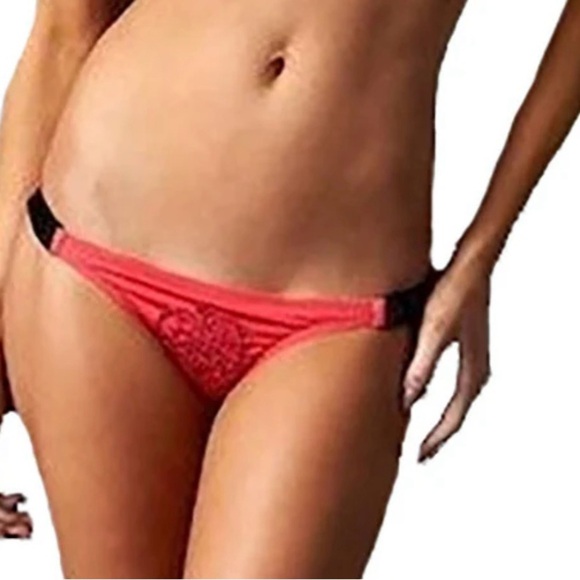 NWOT Sinful By Affliction Palm Springs Pyramid Bottom XS - S Red Rhinestones - Picture 2 of 7